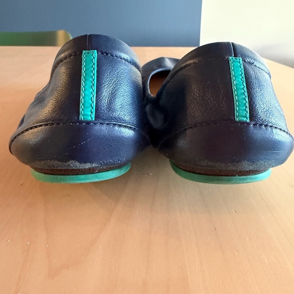 Navy Tieks - Women’s size 13 - GUC - Picture 3 of 4